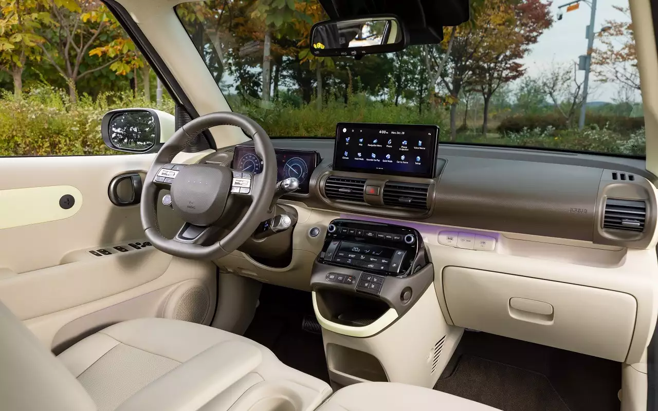 Интерьер Hyundai Casper