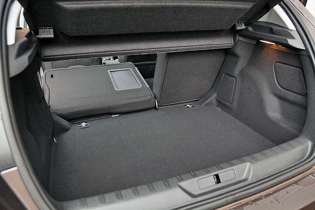 Автомобиль Peugeot 308. РЕГУЛИРОВКА ПОЛОЖЕНИЯ ПЕРЕДНИХ СИДЕНИЙ