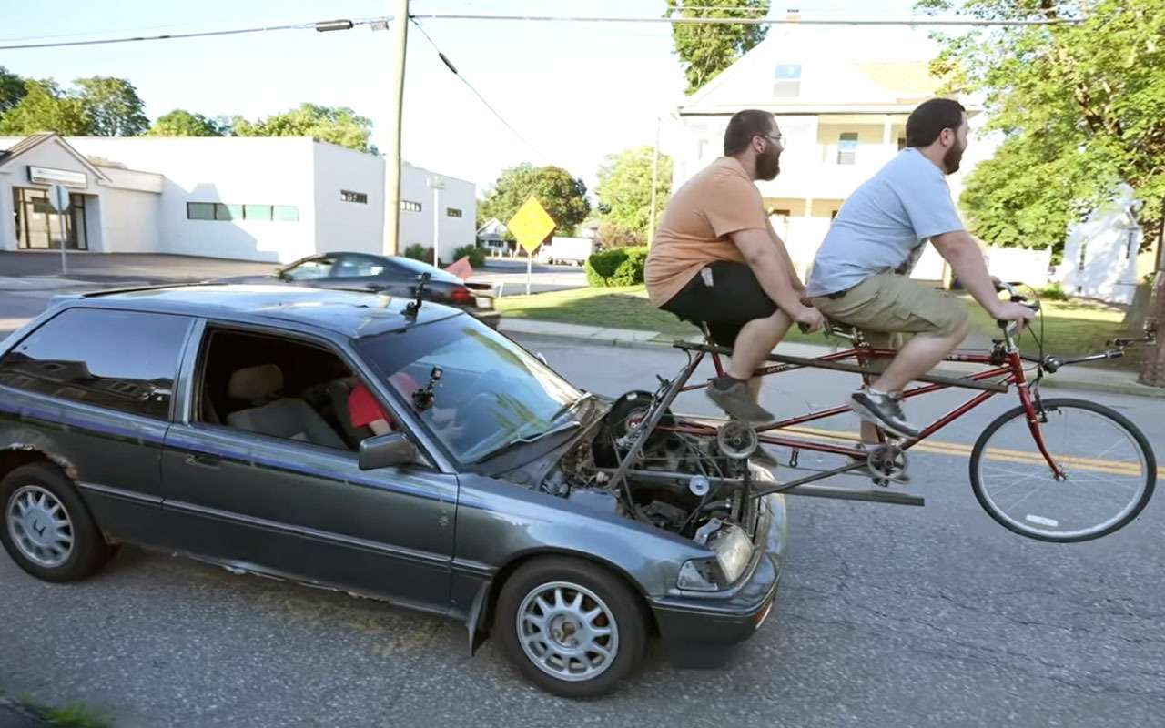 Автомобиль с педальным приводом — хохма для взрослых