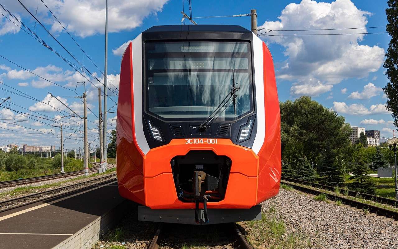 Электропоезд Финист