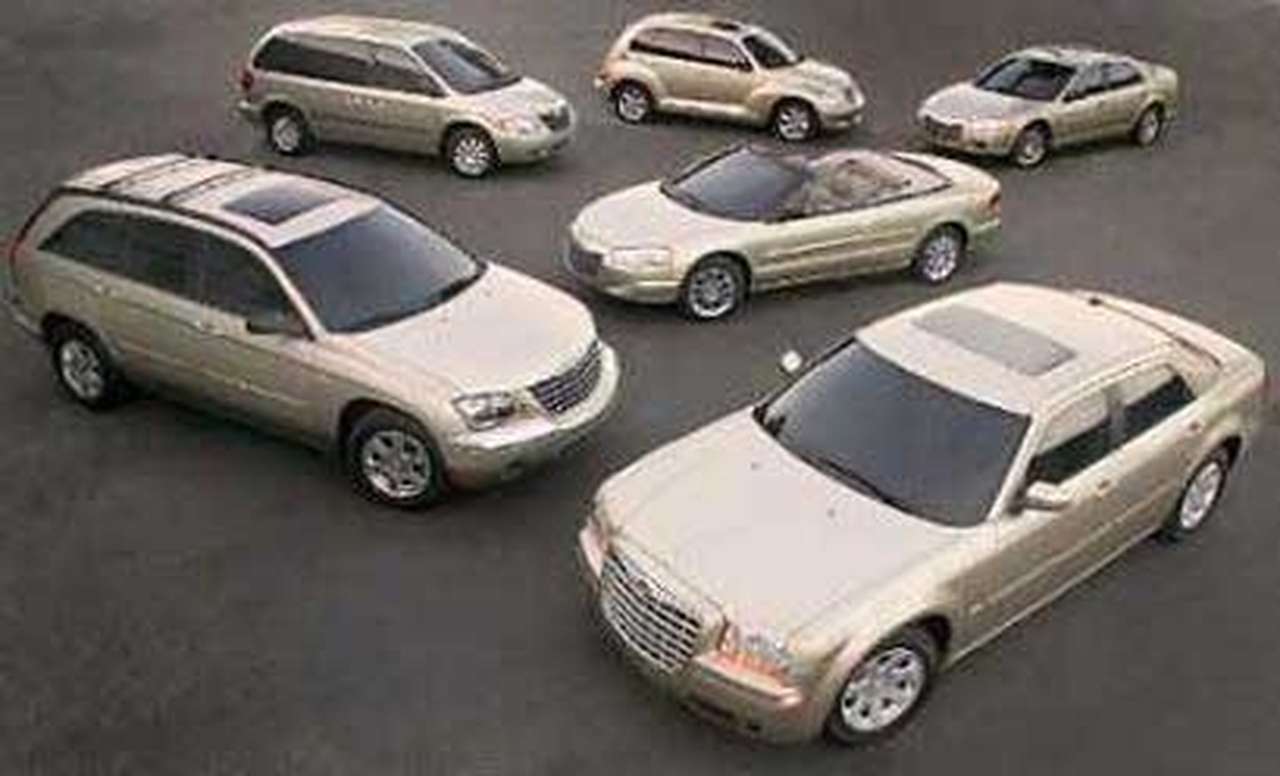 Продажи GM и Ford снизились, Chrysler сообщает о росте