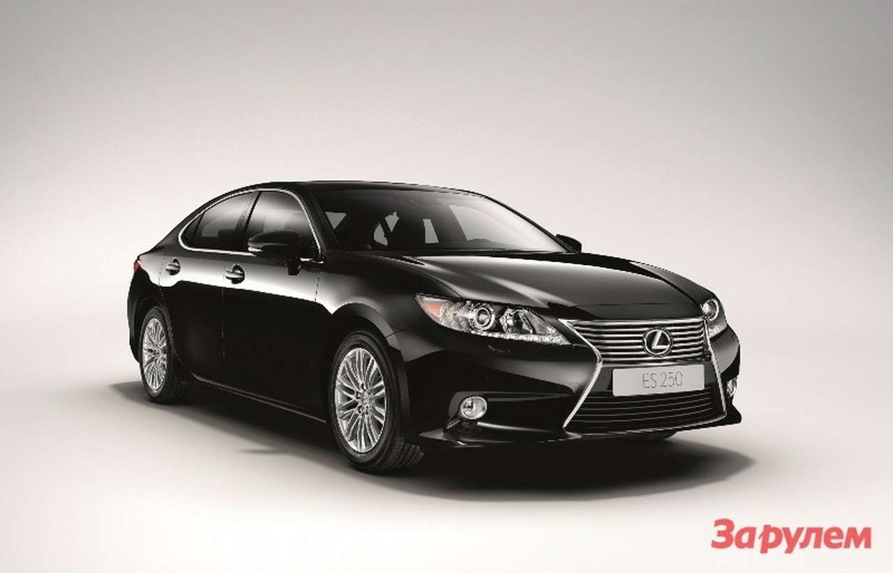 Lexus расширил список комплектаций моделей ES и RX