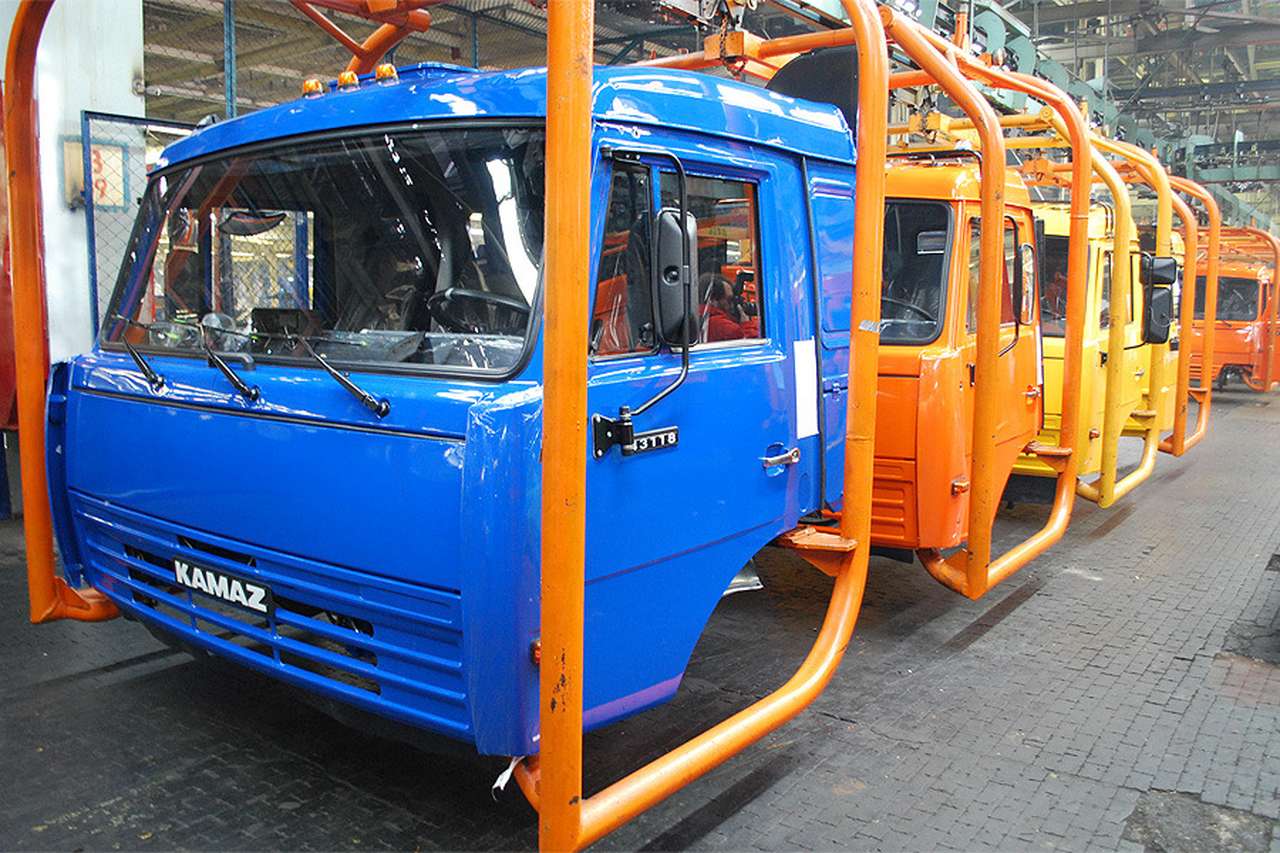 МАЗ и КамАЗ объединятся до конца года