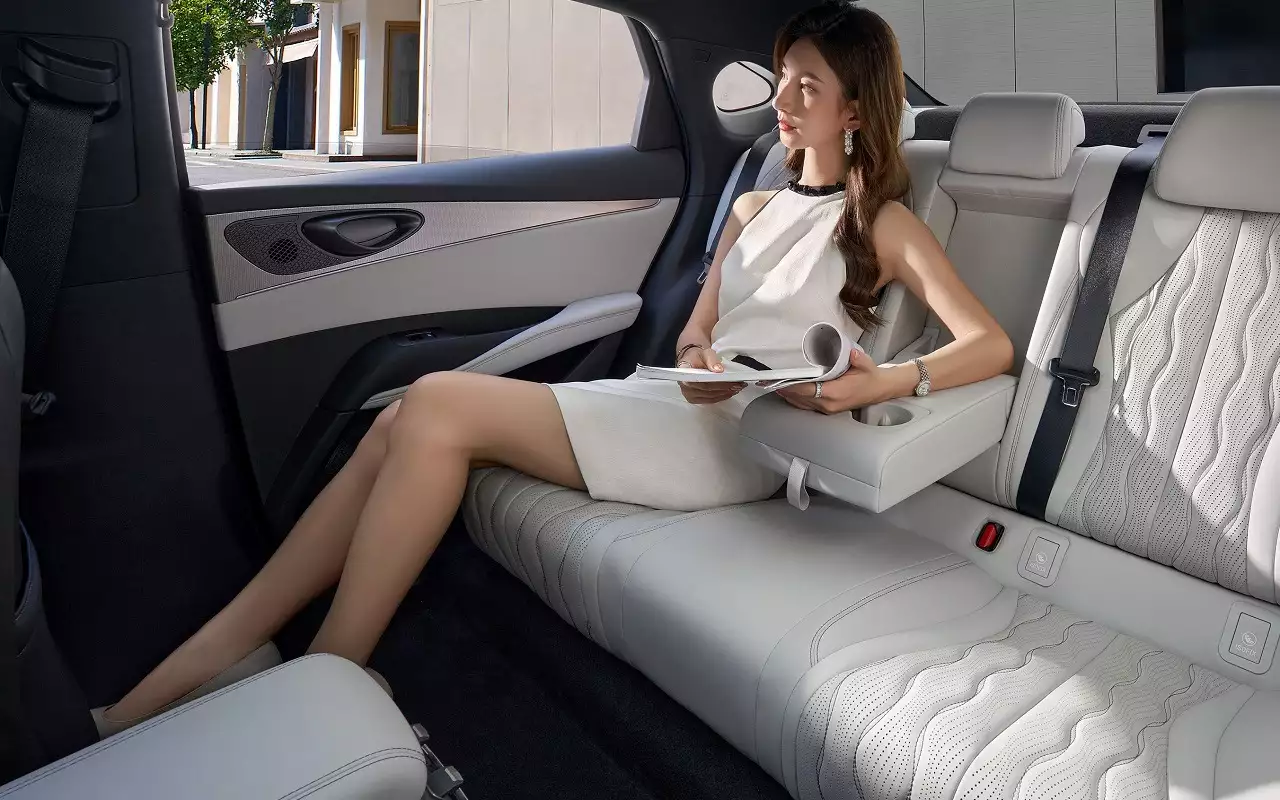 Интерьер BYD Seal 06 EV