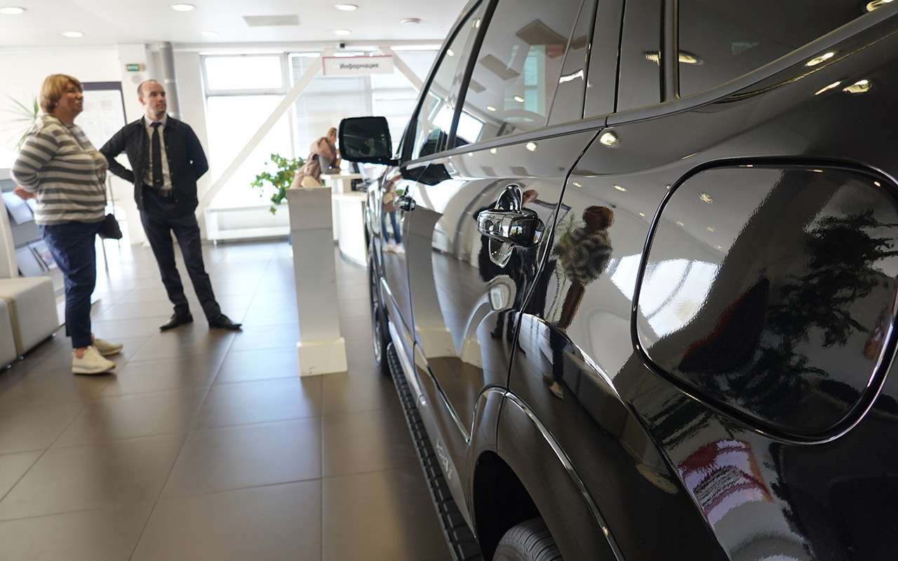 В Петербурге текущим летом аномально подскочил спрос на новые иномарки