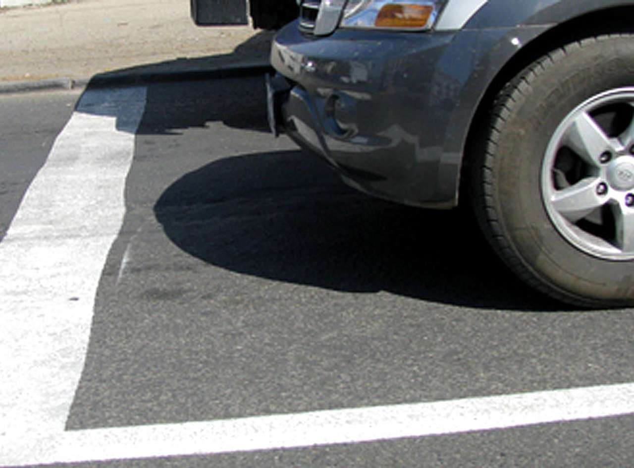 Столичные светофоры будут ловить выезжающих за стоп-линию