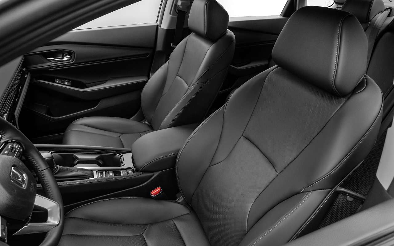 Интерьер Honda Accord
