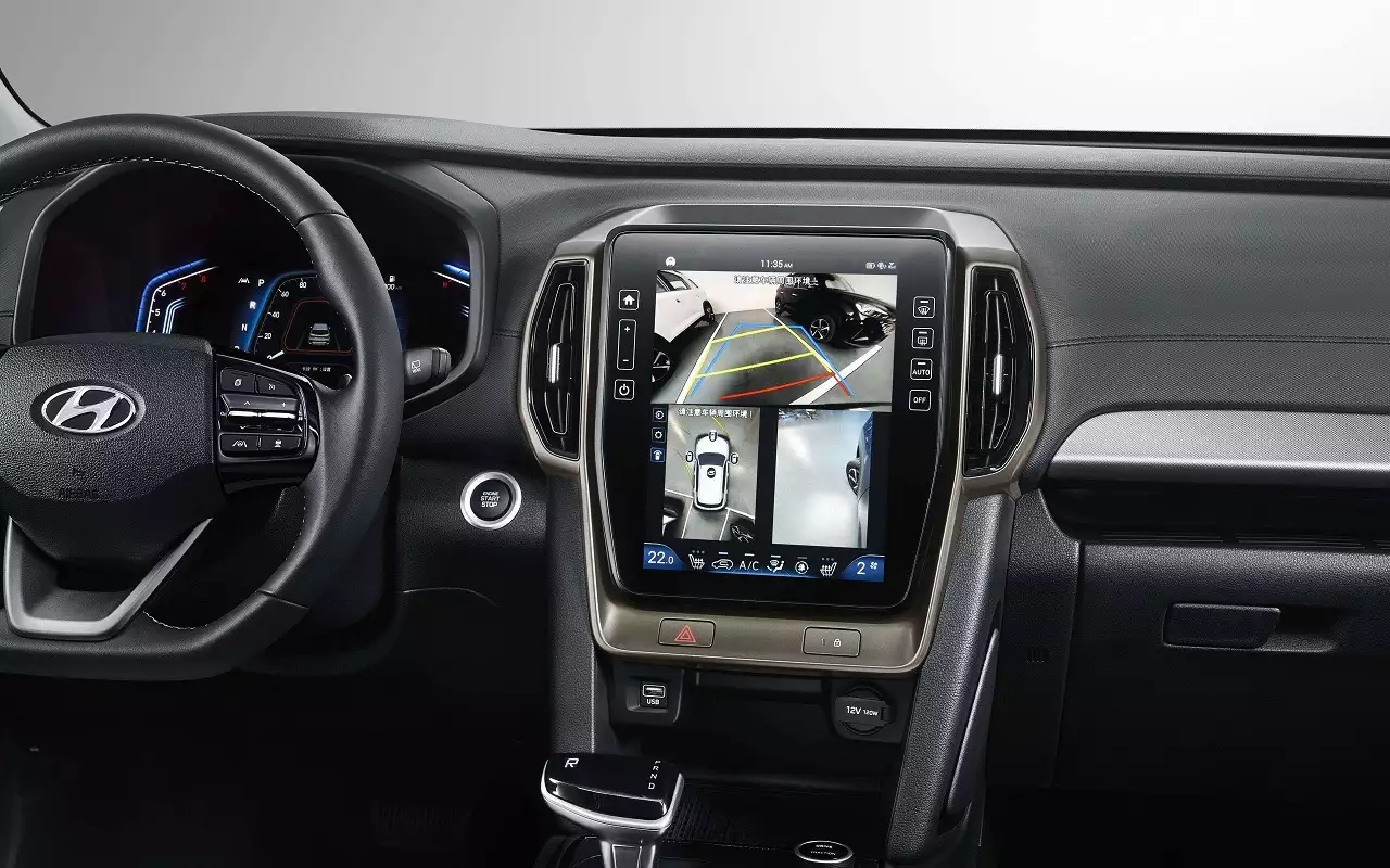 Интерьер Hyundai ix35