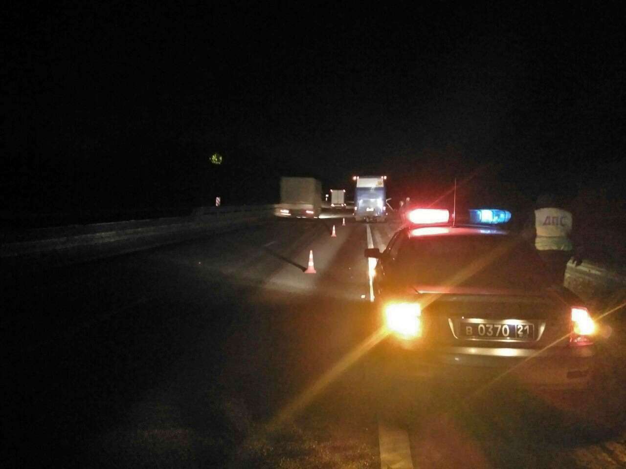 Гаишники помогли 50 замерзающим пассажирам сломанного автобуса