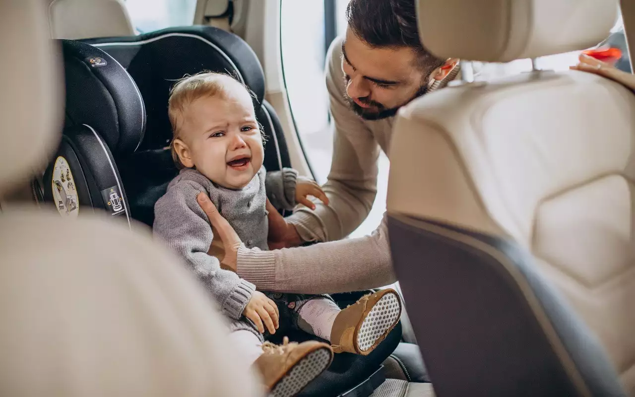 Детское автокресло: правила и штрафы в 2026 году