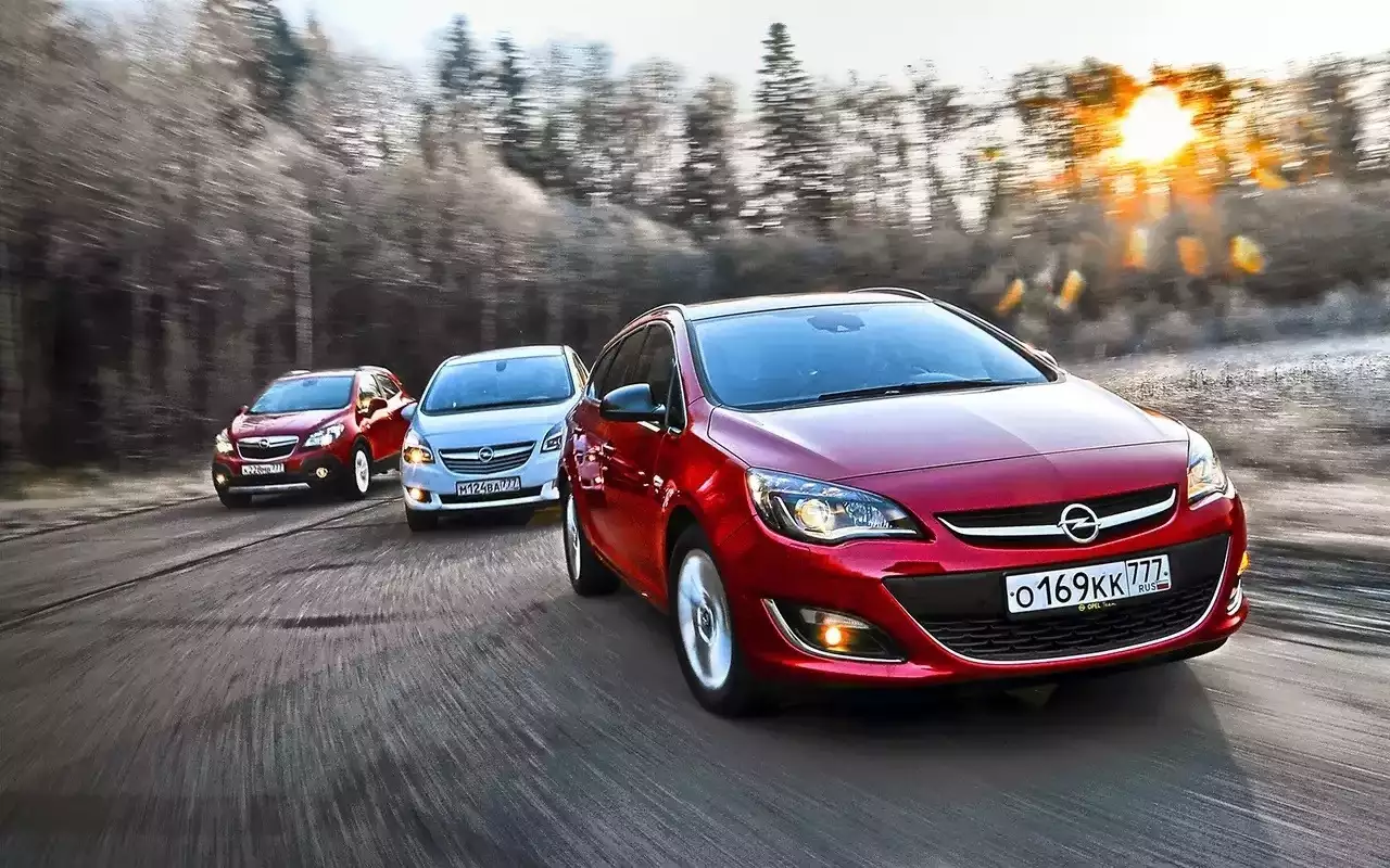 Вместительный автомобиль за 800 тысяч — что выбрать на вторичке