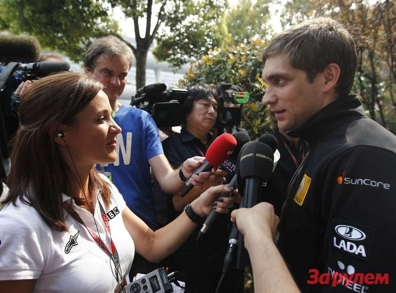 Квалификация ГП Китая: Феттель - 1-й, Петров - 10-й