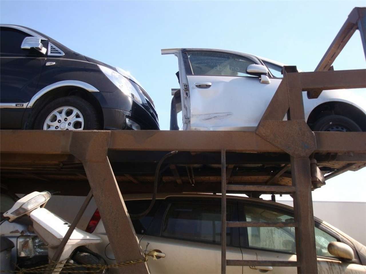 На Сахалине выявили преступную группу «распильщиков» автомобилей