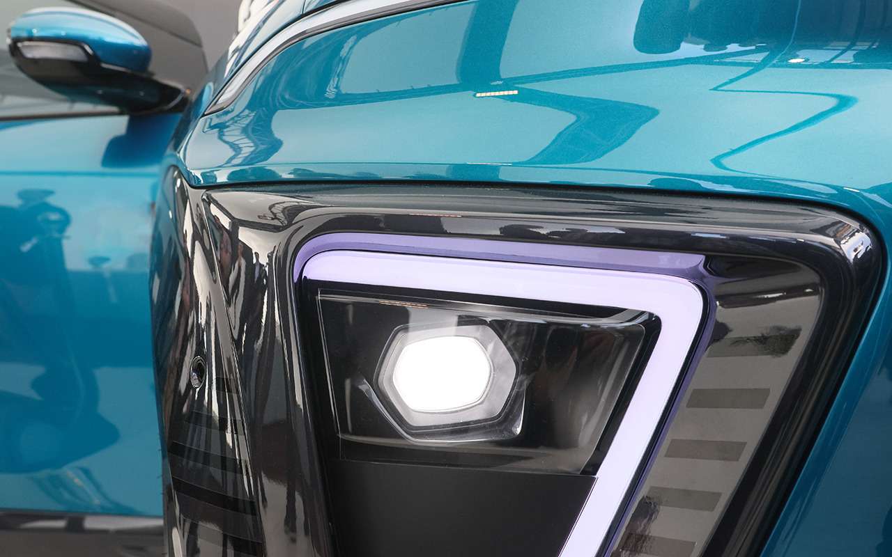 Новая российская марка: представлен первый автомобиль. Интересный!