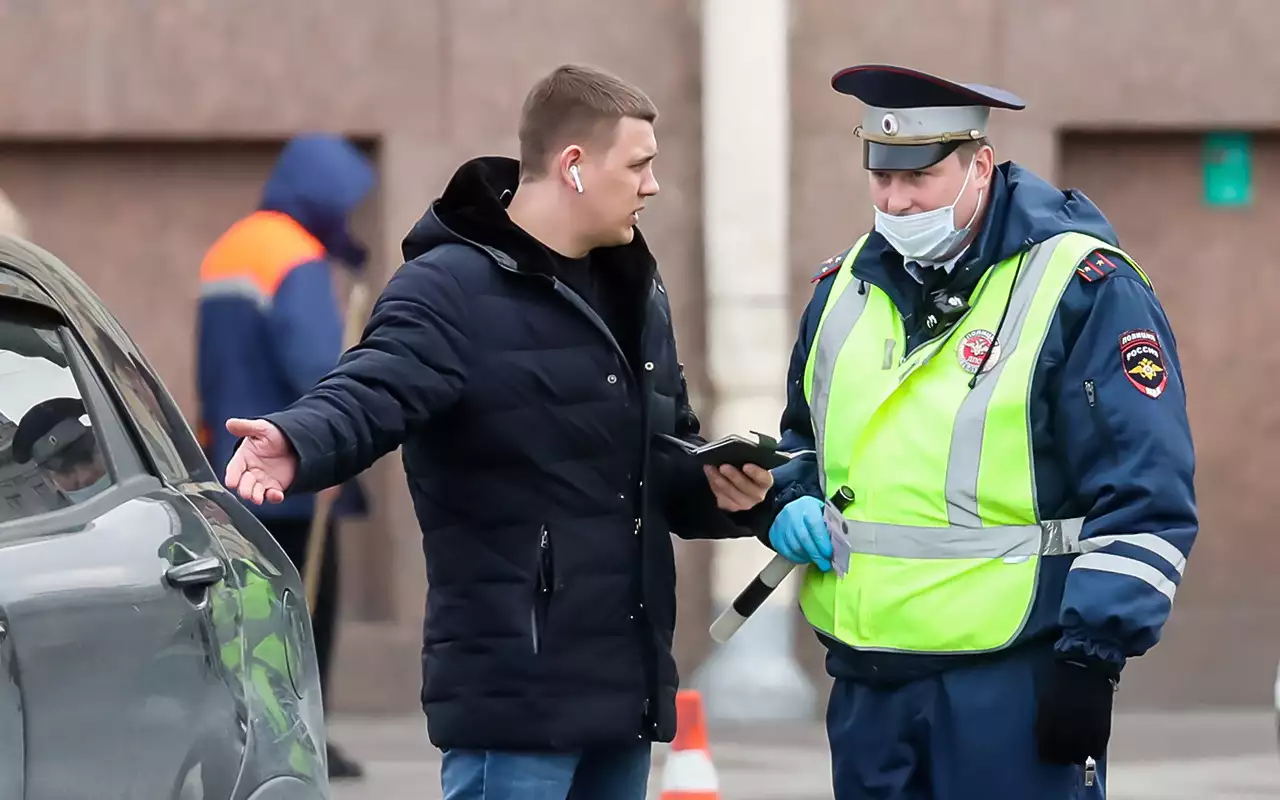 Не вписан в страховку, но сел за руль... — что сказать инспектору