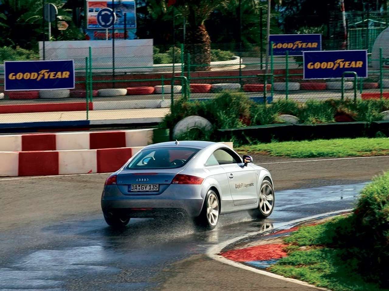 Асимметричный ответ