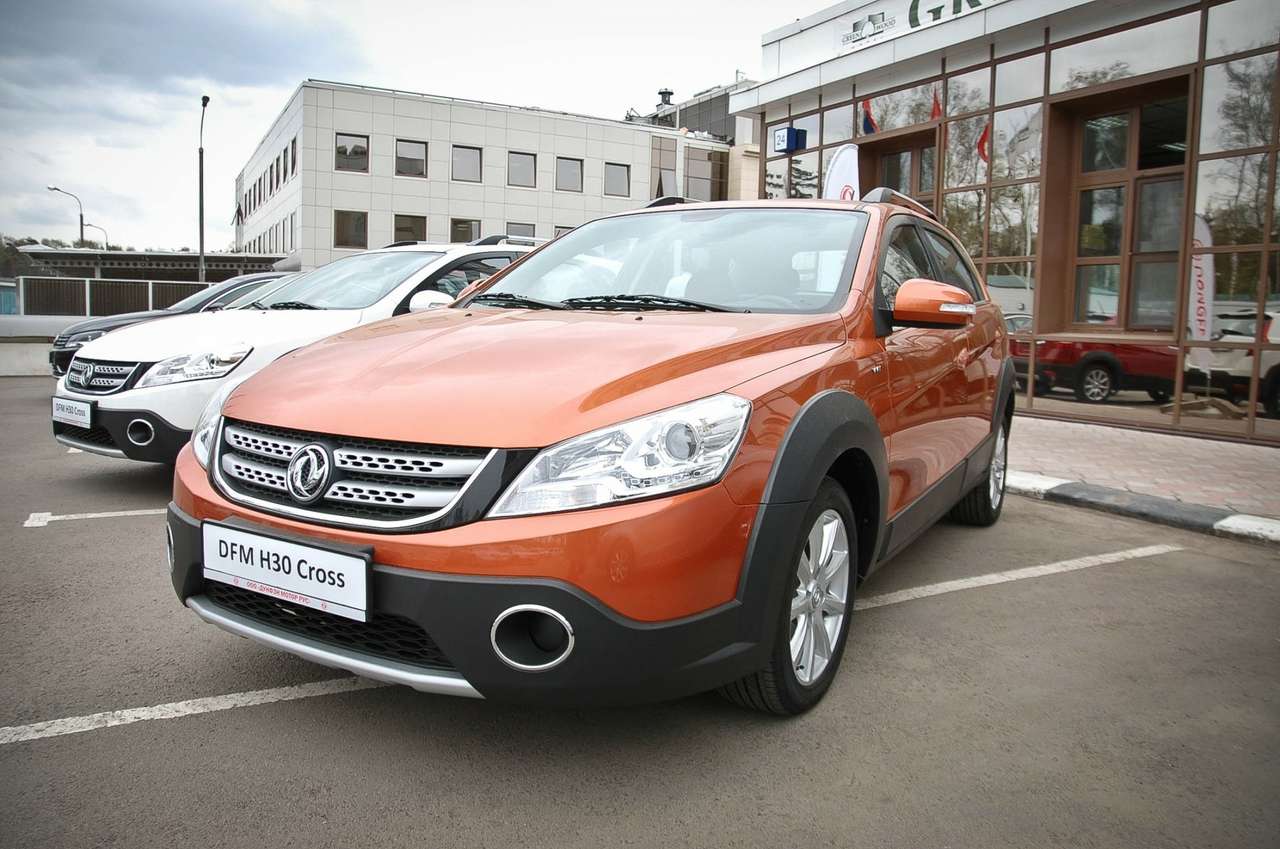 Китайская Dongfeng пришла в Россию с двумя моделями