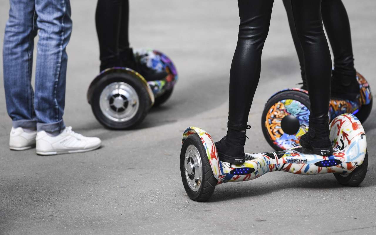 Правительство хайпанет немножко: в ПДД пропишут гироскутеры и сегвеи