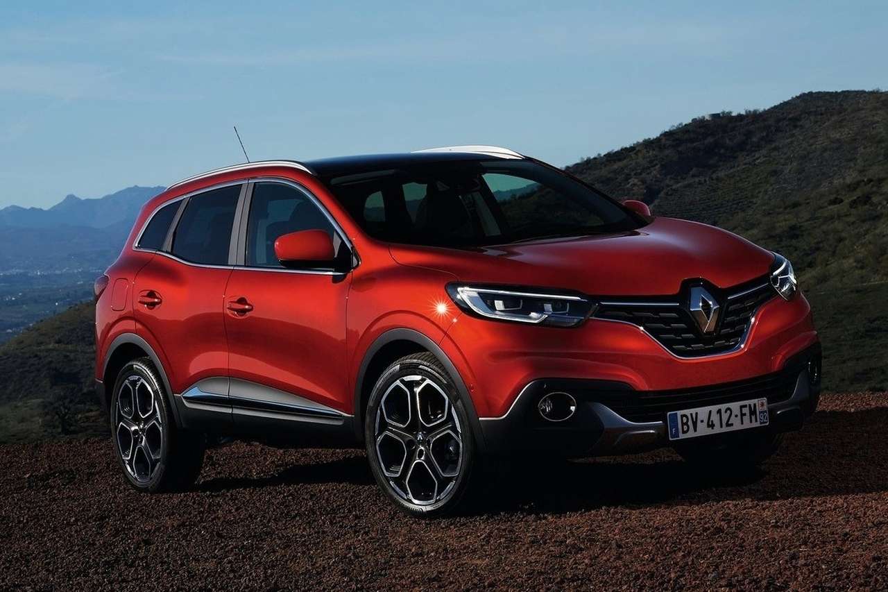 Для Renault Kadjar, надо думать, предложат бензиновые турбодвигатели 1.2 (115 л.с.) и 1.6 (150 л.с.) и турбодизели 1.5 и 1.6 (этот 130-сильный агрегат должен появиться и в России). Коробки передач – МКП и вариаторы