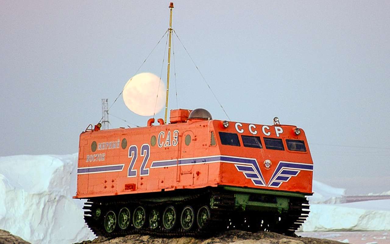 ВАЗ против ТАЗа и Харьковчанка с Южного полюса