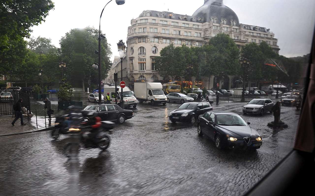 Франция постепенно избавится от дизельных машин