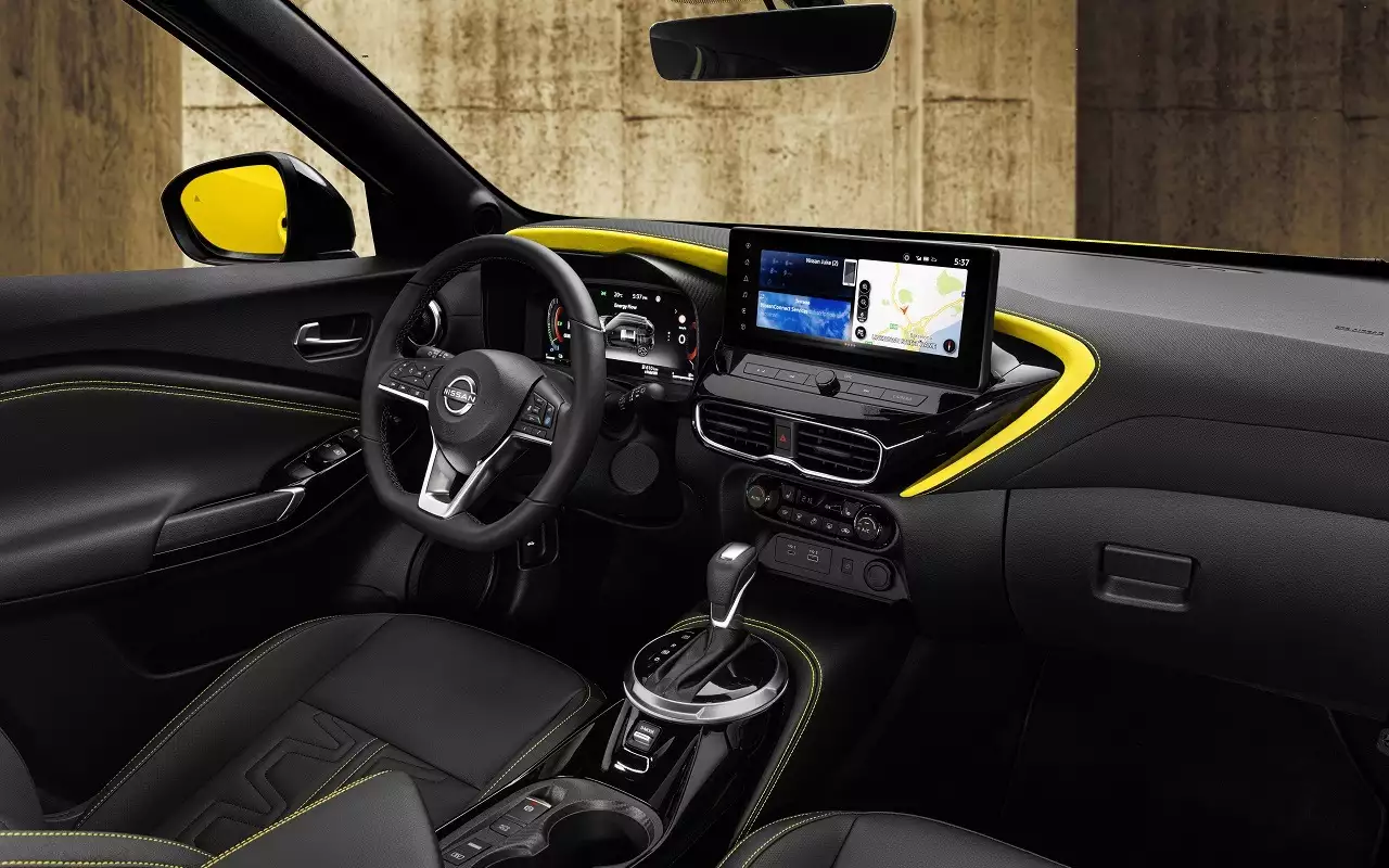 Интерьер Nissan Juke