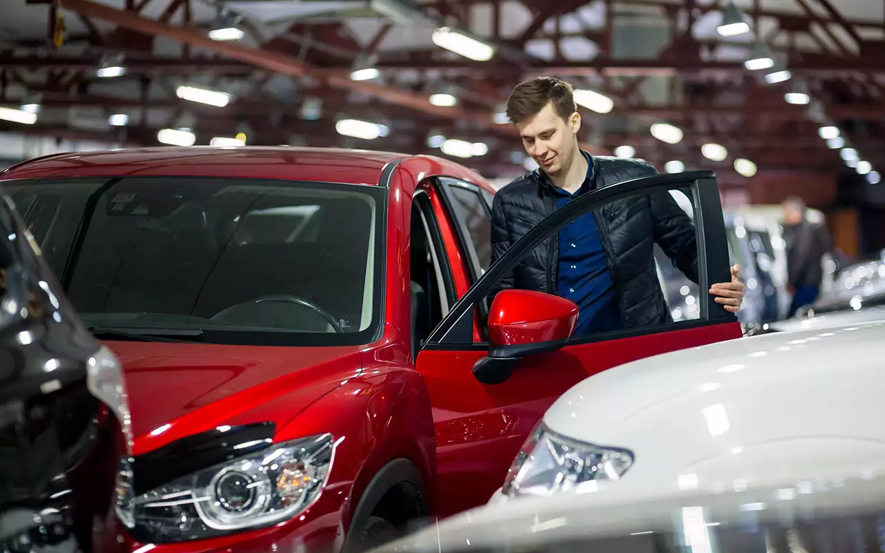 «Серые» не сдаются: какие авто мы покупали до повышения утильсбора