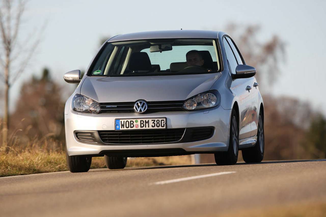 VW TDI Blue Motion расходует в среднем 5,3 литра топлива на 100 км