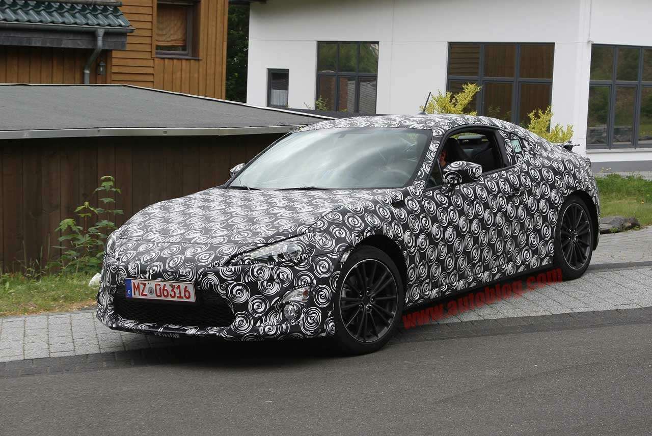 Subaru BRZ стал добычей фотошпионов