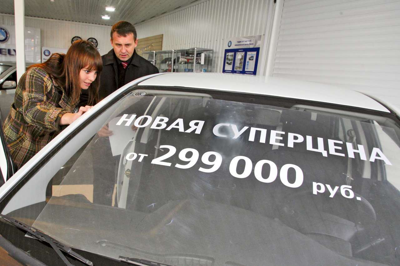 Сами автопроизводители на действия Минпромторга отреагировали однозначно. По их мнению, цены на автомобили, безусловно, вырастут.