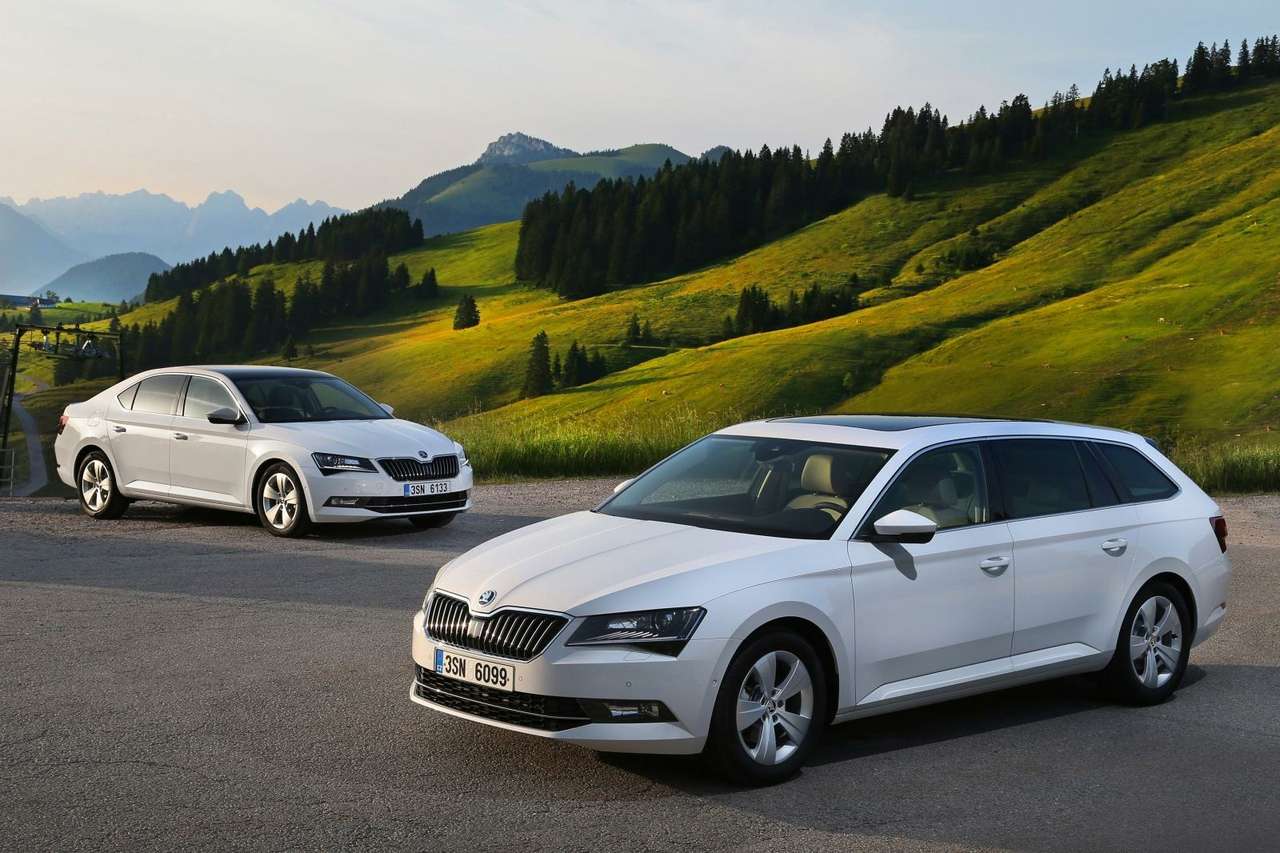 Skoda представила суперэкономичный Superb