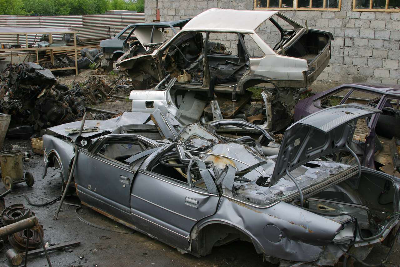 Минпромторг предложил повысить ставку утилизационного сбора