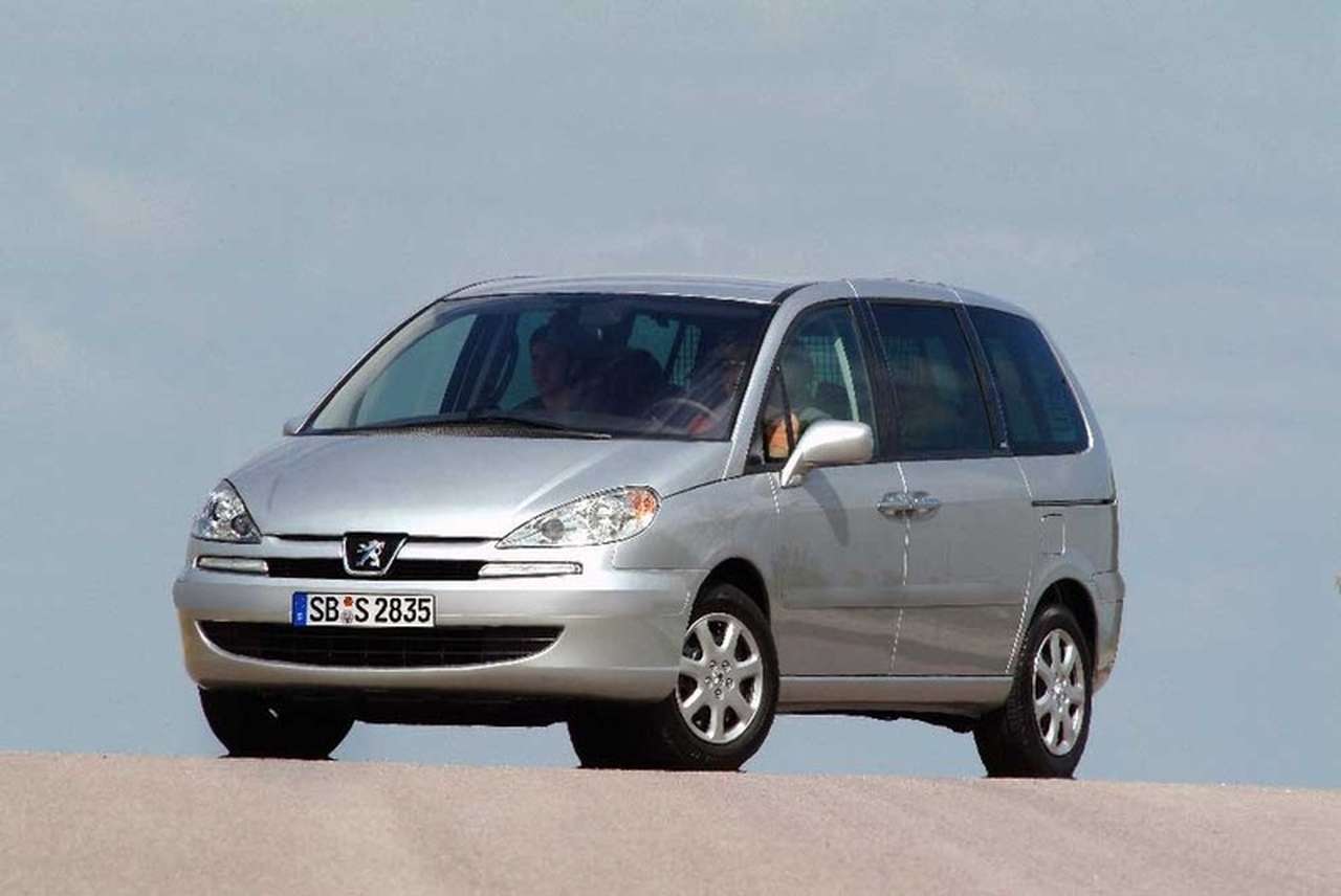 Новый Peugeot 807 со сдвижными дверьми