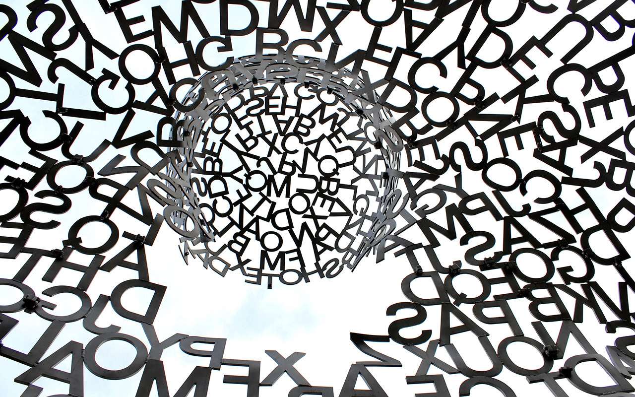 А как пишете вы? Марки, пострадавшие из-за неверного написания