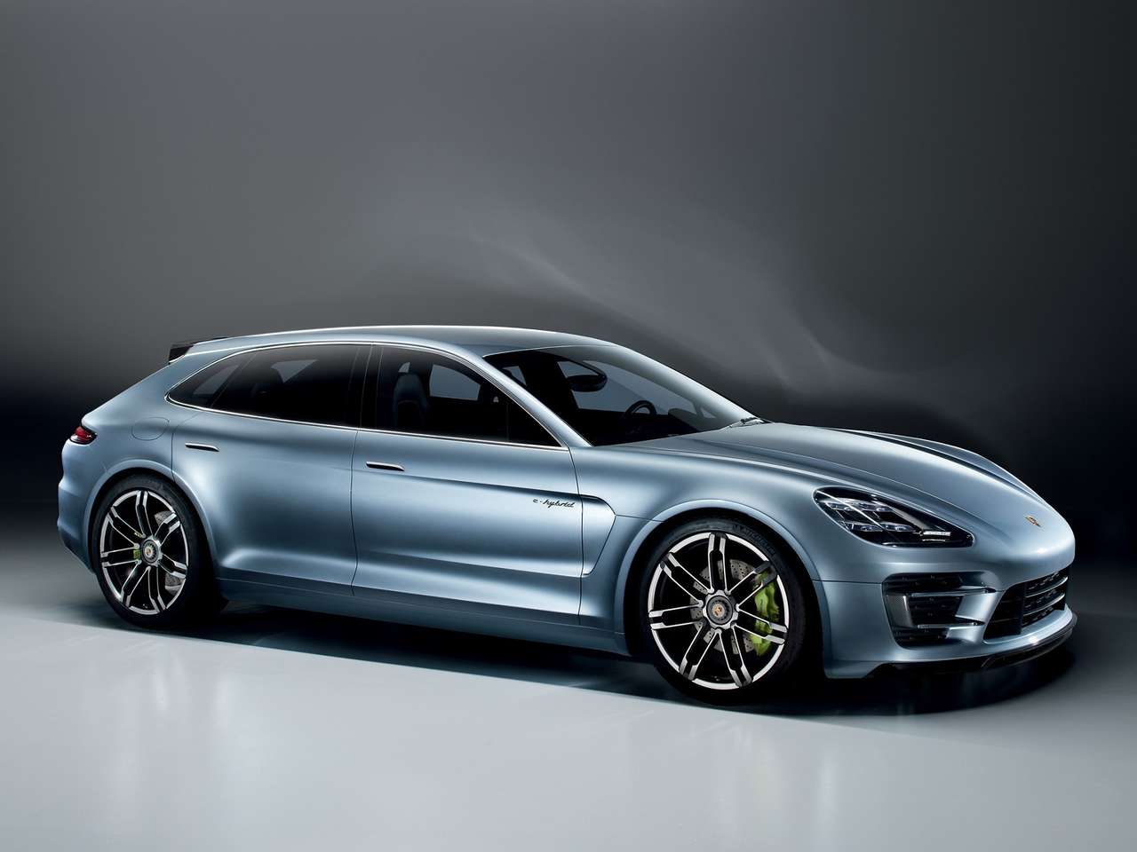 Porsche заявится в Париж с новым «сараем»