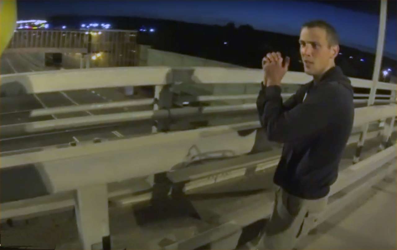 Самоубийца, спасенный байкером, оказался «самоубийцей» со стажем