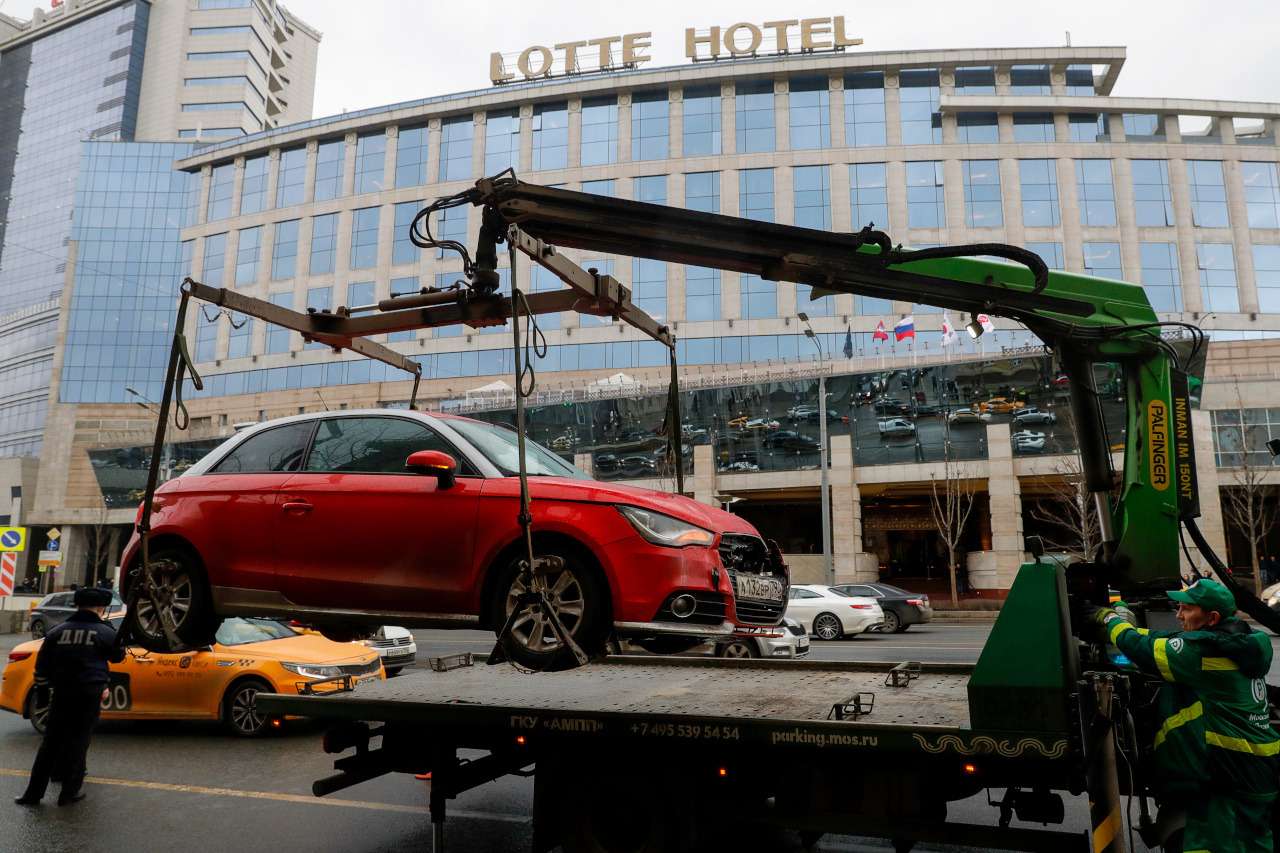 Ликсутов: за виновным в ДТП блогером числится 566 нарушений