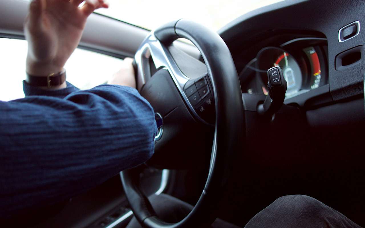 Эти привычки выдают неопытного водителя