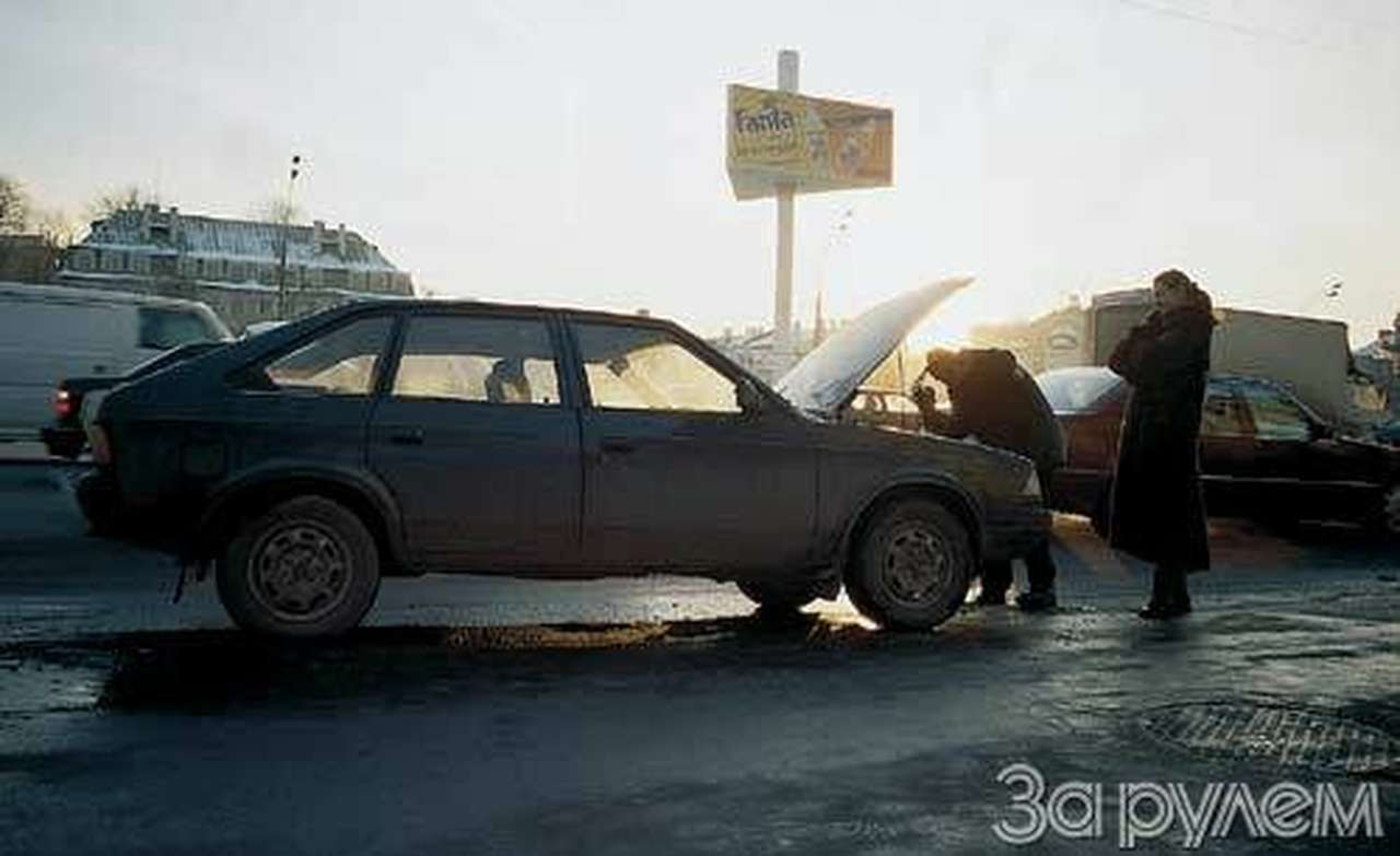 На честном слове и на одном крыле...
