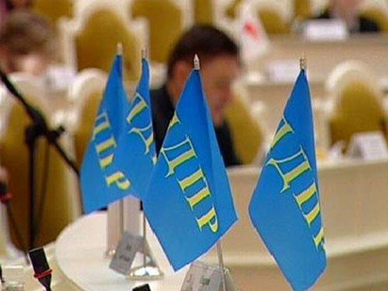 ЛДПР хочет попросить президента отменить транспортный налог