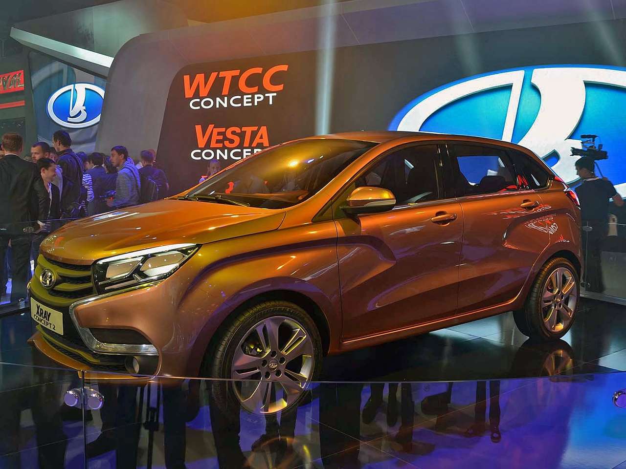 АВТОВАЗ собрал пилотный экземпляр Lada XRAY