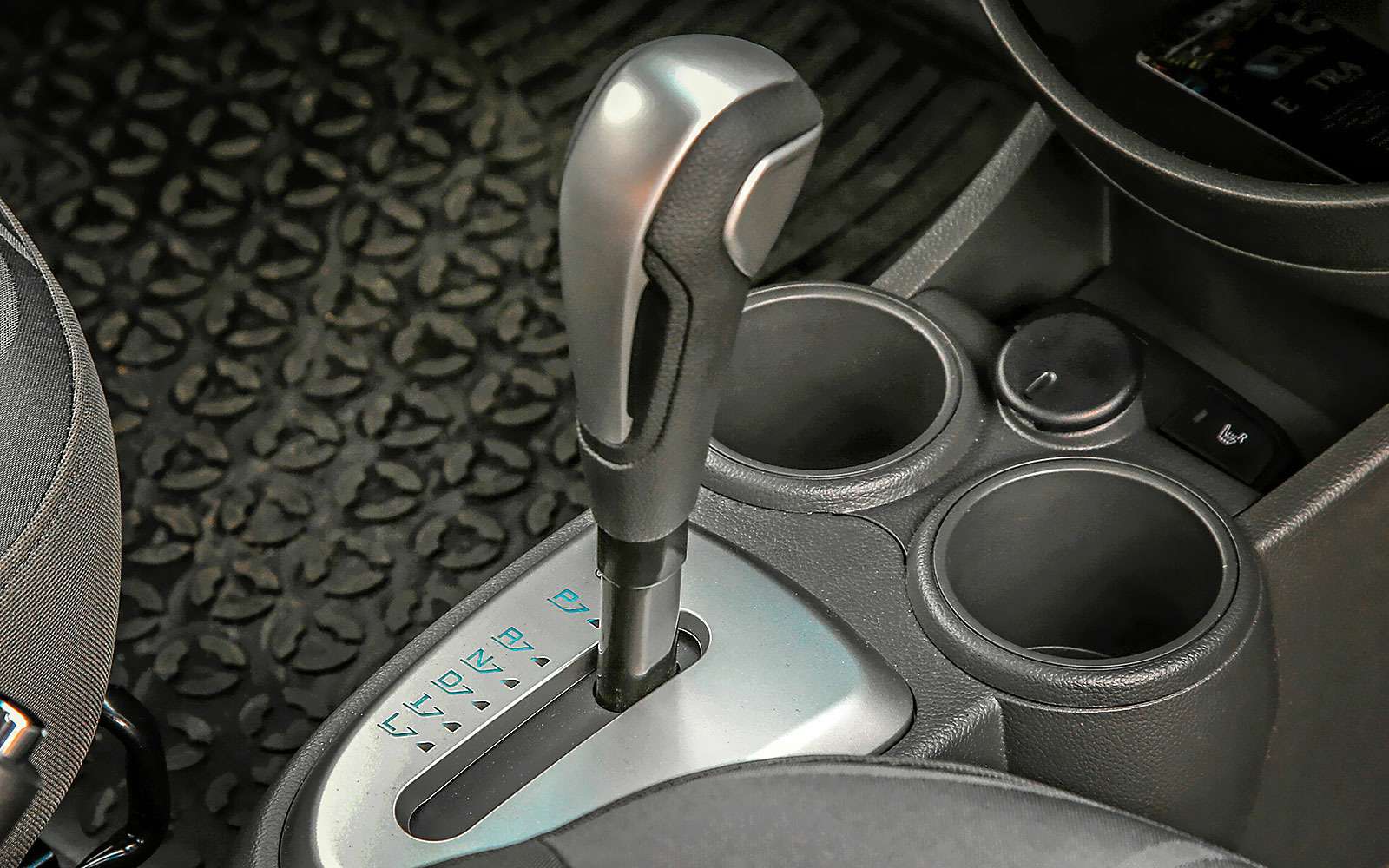 Акпп шевроле спарк. Коробка передач Равон р2. Chevrolet Spark 2021 автомат коробка. Ravon r2 коробка передач автомат. АКПП Ravon r2.