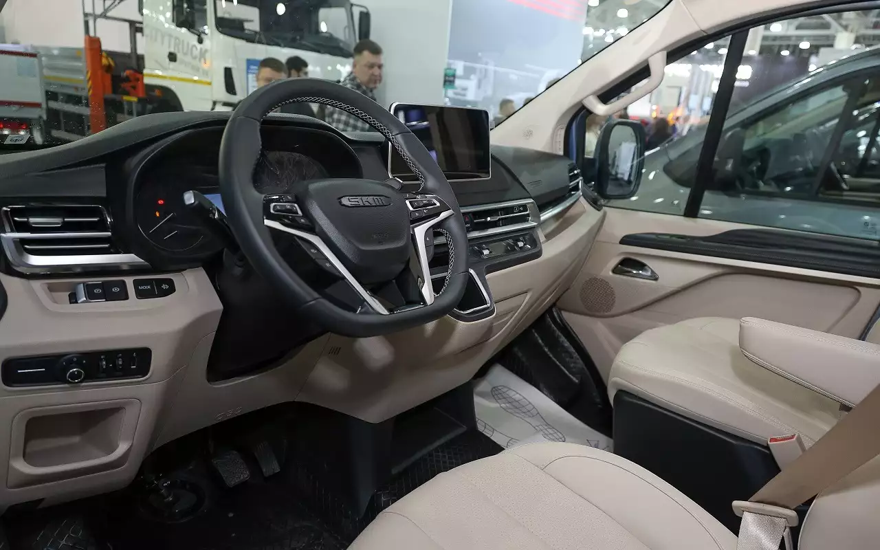 Новый минивэн от АВТОВАЗа — первые фото