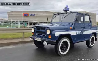 Польская полиция рассталась с самым старым своим авто — 36-летним УАЗом (видео)