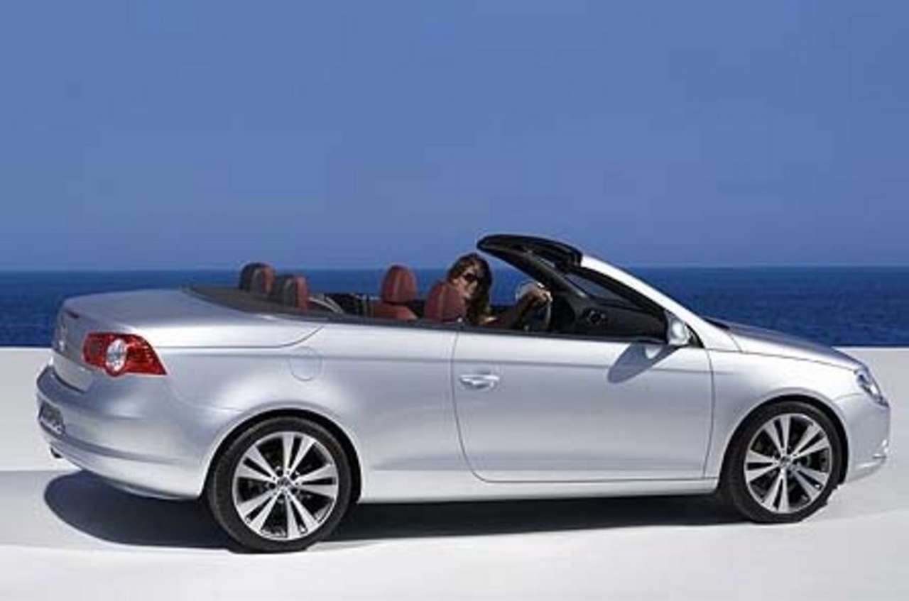 Откладывается запуск нового кабриолета VW Eos