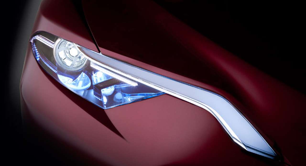 Toyota показала кусочек своего нового концепта