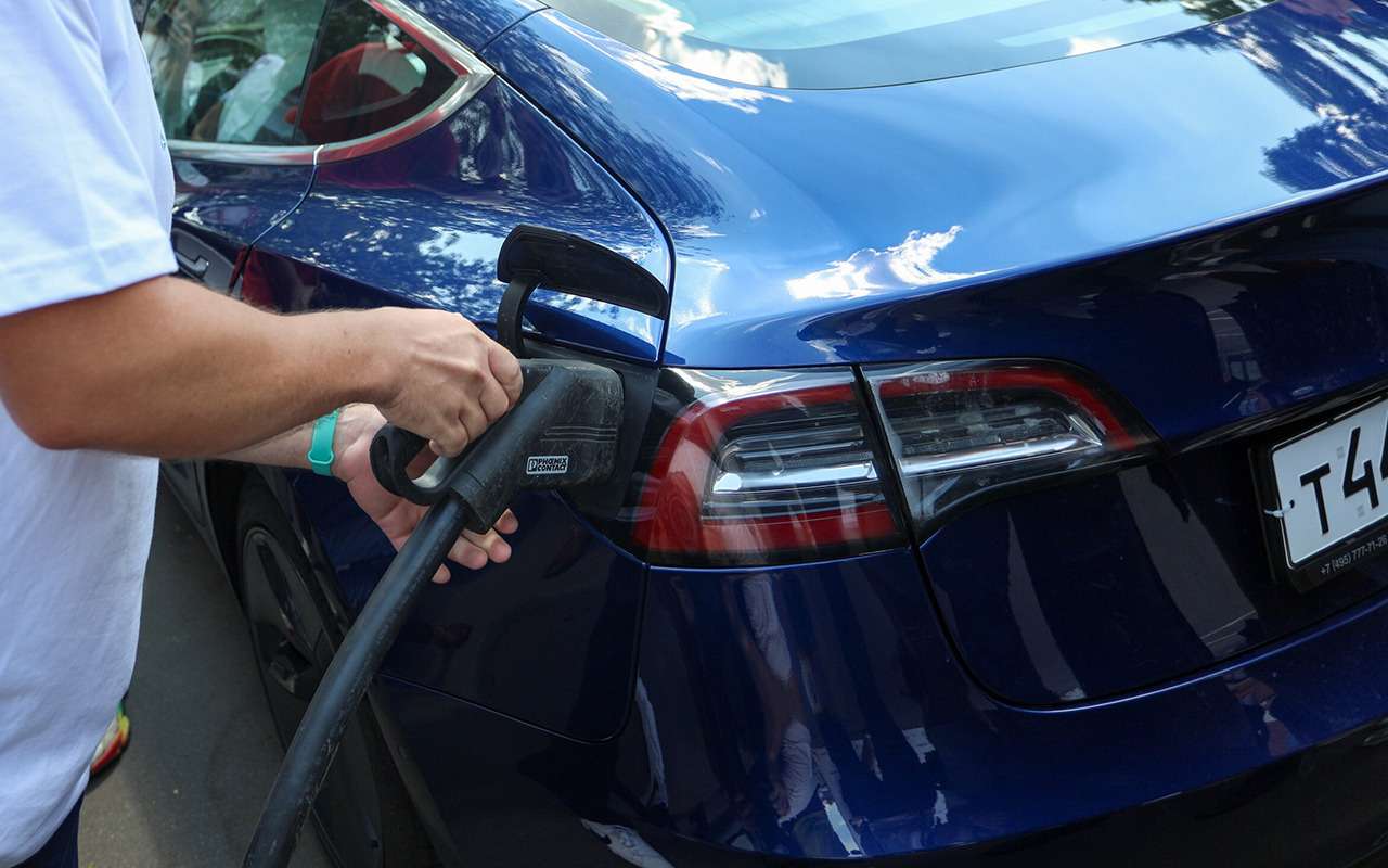 Зарядки для электромобилей во дворах установят без согласия жителей