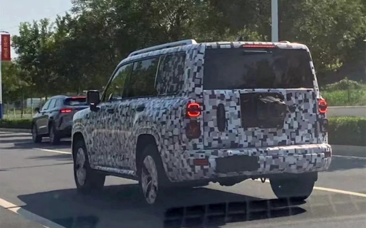 Новый Haval H9 заметили на тестах