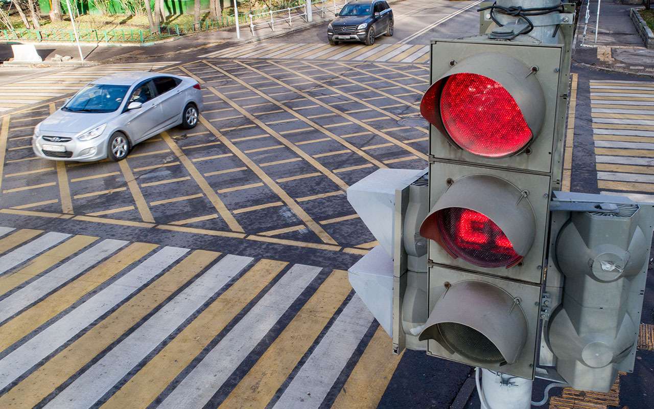 Эксперт: системы оповещения о нарушении ПДД снизят аварийность