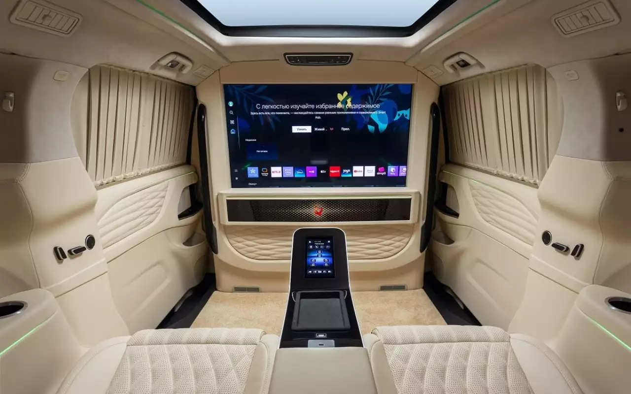 В России появилось VIP-такси с роскошным салоном